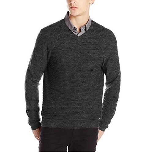 Calvin Klein Jeans男士V領針織衫，原價$69.50，現僅售$17.28。三色價格相近！
