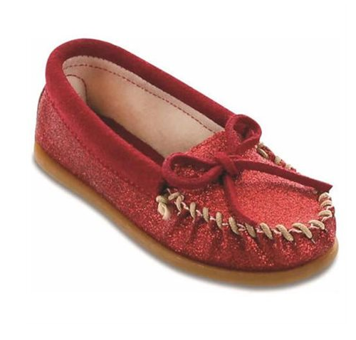6PM：Minnetonka Kids Glitter Moc 兒童休閑鞋,原價$29.95，現僅售$6.00, 任意兩件或兩件以上免運費！
