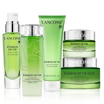 Free 7-pc Gift Set with Lancome Purchase of $35 @ macys.com