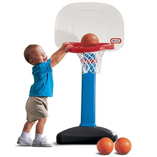 Little Tikes立式迷你篮球架，带3个篮球，现仅售$30.13