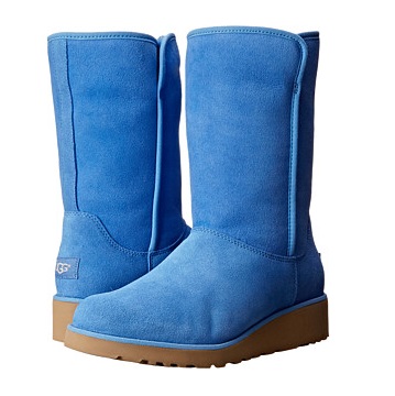 6PM：UGG防水防污新经典系列 女士艾米中帮雪地靴，原价$200.00，现仅售$89.99，免运费。两色同价！