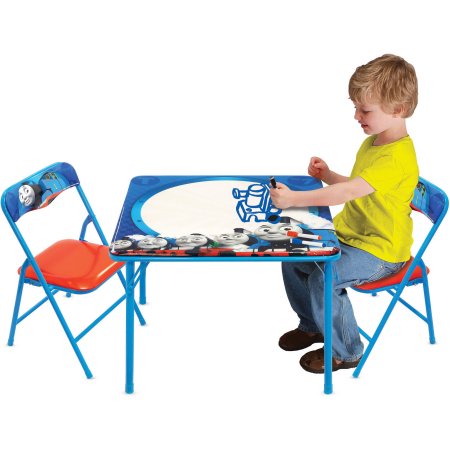 Walmart：Thomas and Friends 兒童塗鴉活動桌椅套裝，原價$42.23，現僅售$29.00。購滿$50免運費或免費實體店取貨！