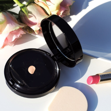 ON SALE! Double Wear Makeup To Go Liquid Compact  $25