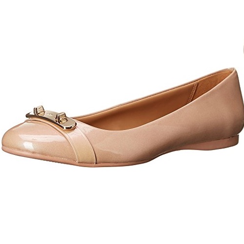 Amazon or 6PM：COACH Oswald 女士漆皮平底鞋，原價$165.00，現僅售$42.99，免運費。2色同價！