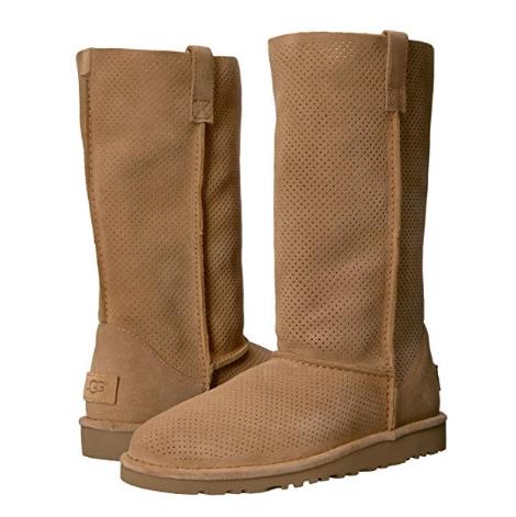 UGG Classic Unlined Tall Perforated 女靴，原價 $144.95，現僅售 $59.96，免運費