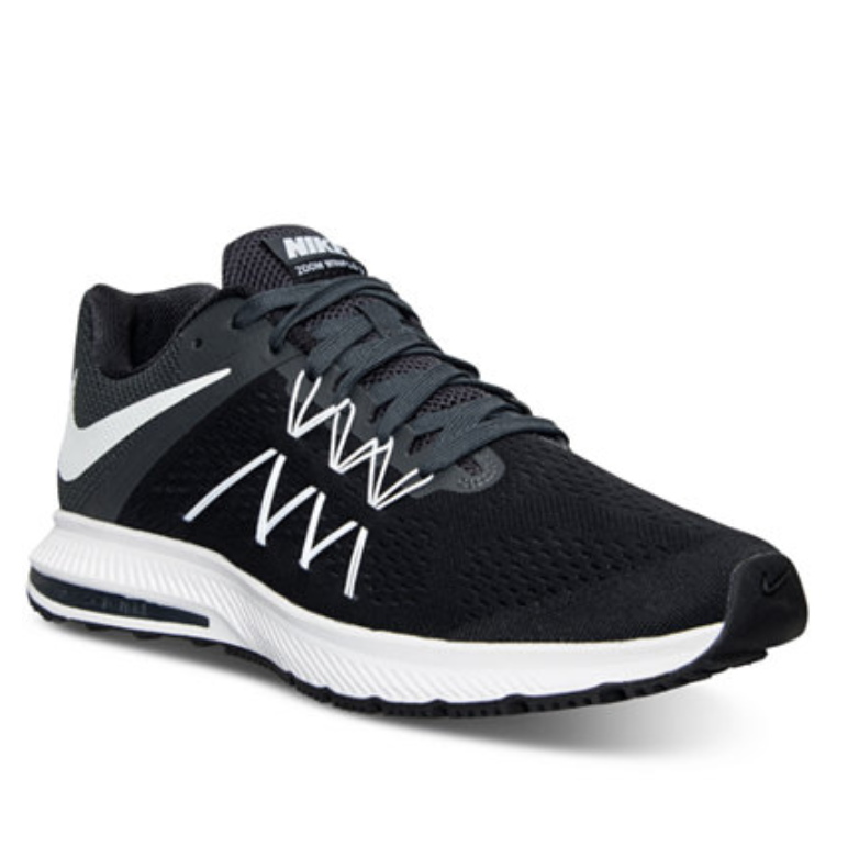 macys.com 現有 Nike Air Zoom Winflo 3 男士運動跑鞋，原價$89.99, 現價$39.98