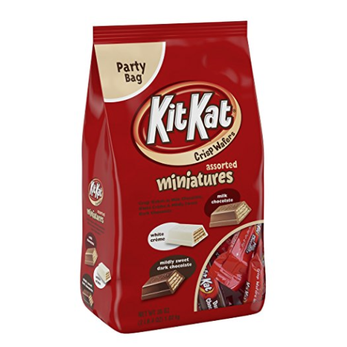 KIT KAT Snack Size Chocolate Assortment, KIT KAT Miniatures in Milk Chocolate, White Creme, and Dark Chocolate, Party Bag, 36 Ounce only $8.98
