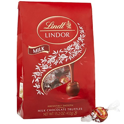 Lindt LINDOR 牛奶松露巧克力，15.2  oz， 現僅售$8.98 。多種口味可選