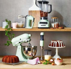 Up to 75% off Kitchen Items on Sale @ Macy's