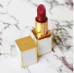Receive a deluxe sample of Lip Color with your Tom Ford purchase of beauty or fragrance @ Nordstrom