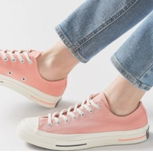 Nike Store 现有Converse Chuck70潮流低帮彩色帆布鞋促销，原价$80, 现仅售$31.66