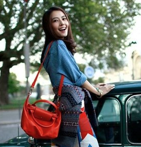 Free $25 Gift Card with Every $125 Purchase Longchamp Bags @ Bloomingdales