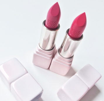 $39 Guerlain KissKiss Mini Lipsticks Three-Piece Deluxe Set @ Saks Fifth Avenue