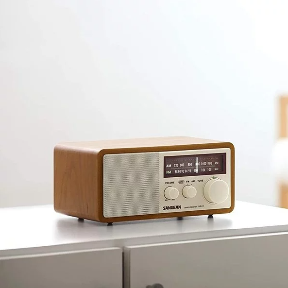 Sangean WR-11 木头复古收音机 $73.21 免运费