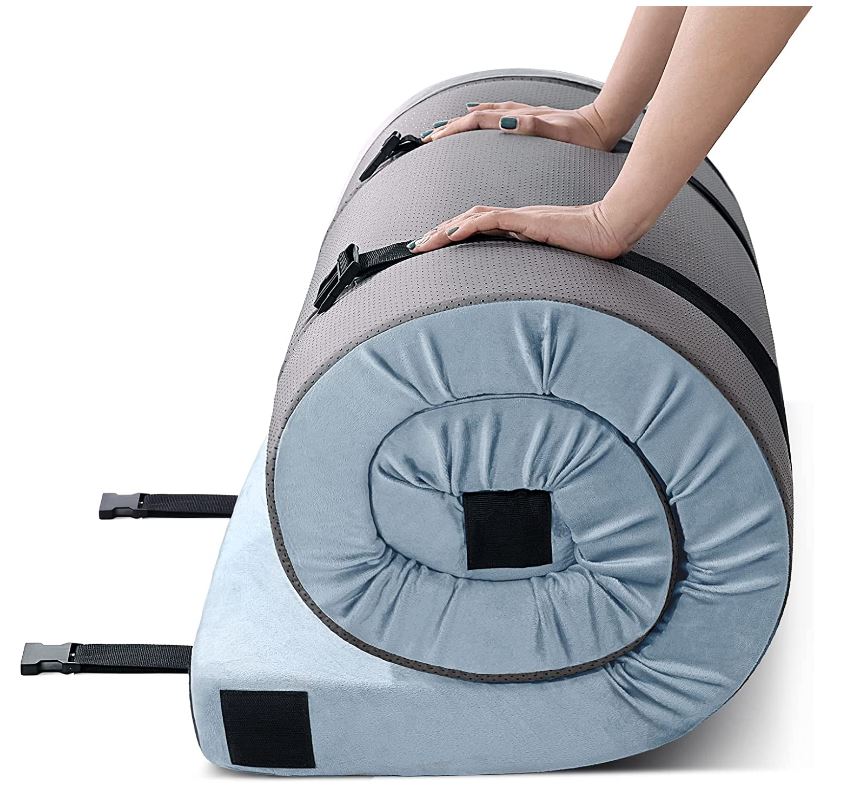 KingChii  便携式可卷起记忆海绵野营床垫，CertiPUR-US，带 2 * 防水罩和旅行袋，使用折扣码后低至$76.64