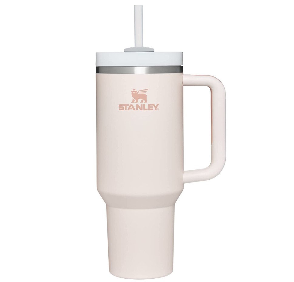 可以用一辈子的杯子！Stanley Quencher H2.0 FlowState 不锈钢真空保温杯，带盖和吸管，适用于水、冰茶或咖啡、冰沙等，售价$45.00