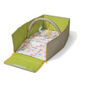 Infantino宝宝可折叠移动床 Napnest Easy Fold Travel Bed $29.54（16%off）