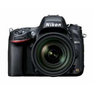 神套+ $120購物獎勵！尼康 Nikon D600 24.3 MP CMOS 全幅數碼單反相機套裝 (機身+24-85mm鏡頭+32GB記憶卡+相機背包+在線課程)  $1,996.95