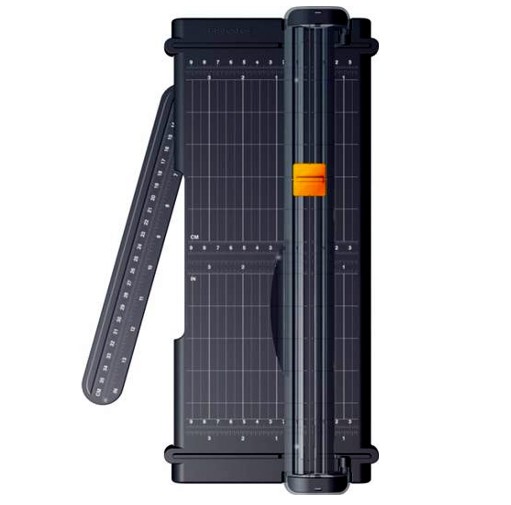 Fiskars SureCut 12英寸攜帶型鈦材質紙張裁切器，原價$21.00，現僅售$12.62！