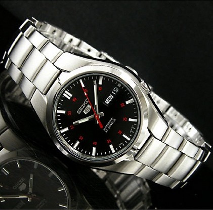 Seiko SNK617 精工男款全自動不鏽鋼腕錶 現打折77%僅售$67.17免運費