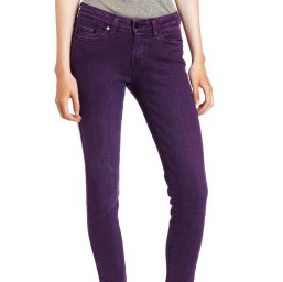 Levi's 李维斯女款 Junio​​rs 535 Skinny 紫色款窄脚裤 特价$34.99，可用服饰邮件订阅获取8折券 ，最终价格仅为$27.99 免运费