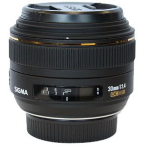 Sigma适马 30mm f/1.4 EX DC HSM（尼康卡口）单反镜头 $289免运费