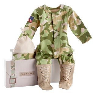 Baby Aspen Big Dreamzzz Baby Camo Layette Set with Gift Box, Tan, 0-6 Months   $17.73（38%off）
