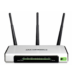 TP-LINK TL-WR940N Wireless N300 Home Router $21.99