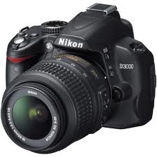 Nikon D3000 Digital SLR - Black w/ 18-55mm VR Lens + 32GB, 2 Batteries + More!    $399.99（37%off）