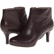 Rockport樂步 2013秋冬款 女式時尚真皮踝靴  $62.65 