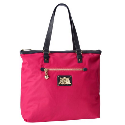 Juicy Couture Malibu Nylon Shoulder Bag $73.99(25%off) 