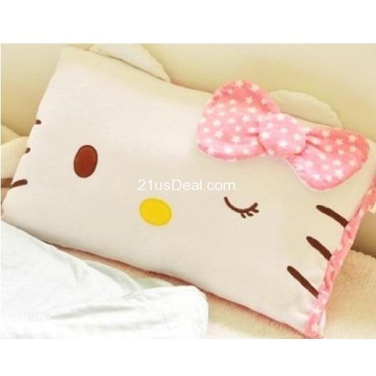 Hello Kitty控们看过来！超可爱的Hello Kitty柔软天鹅绒枕套售价$7.93，免运费