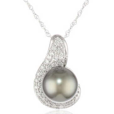 14k White Gold Black Tahitian Cultured Pearl with Diamond Accent Pendant Necklace (1/4 Cttw, H-I Color, I1-I2 Clarity), 17