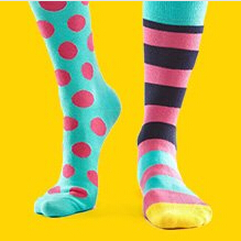 〈來自星星的你〉女神千頌伊最愛的襪子！HappySocks 精選襪子（3雙裝），只要$19