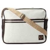 Fred Perry Classic Canvas男士帆布挎包$37.87 免运费