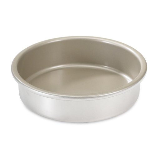 Nordic Ware Natural Aluminum NonStick Commercial Round Layer Cake Pan, only $9.99