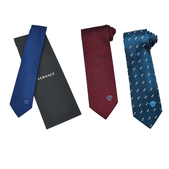 Groupon：Versace范思哲Versace 男式真絲領帶，原價$135，現僅售$59.99，免運費