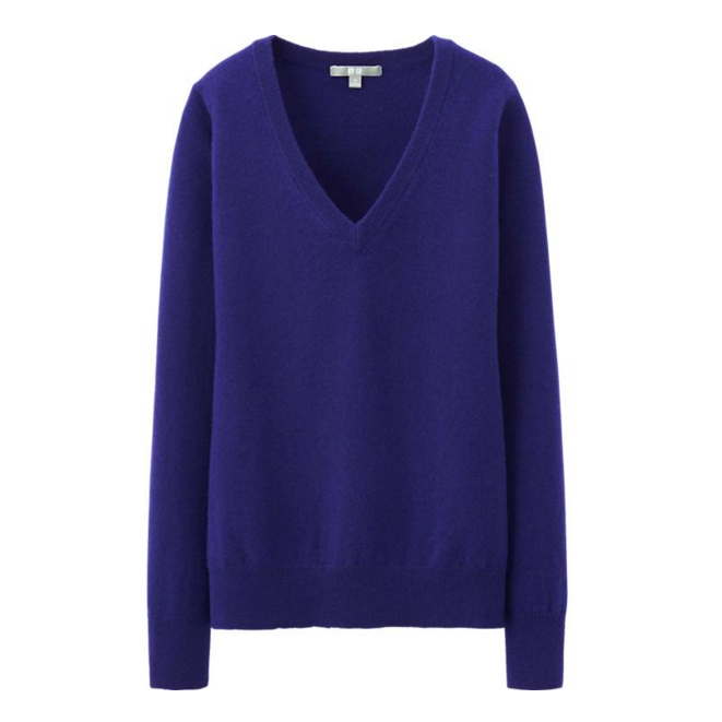 UNIQLO: 官网现有精选女款深蓝色100%羊绒V领毛衣热卖，仅售$49.90