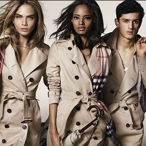 Up to 44% Off Burberry Scares, Handbags, & Accessories On Sale @ MYHABIT