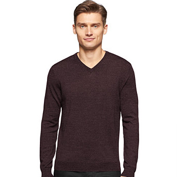 macys現有Calvin Klein 男士V領美利奴羊毛衫  特價僅售 $29.99